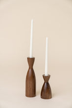 Load image into Gallery viewer, The Ashton, Walnut